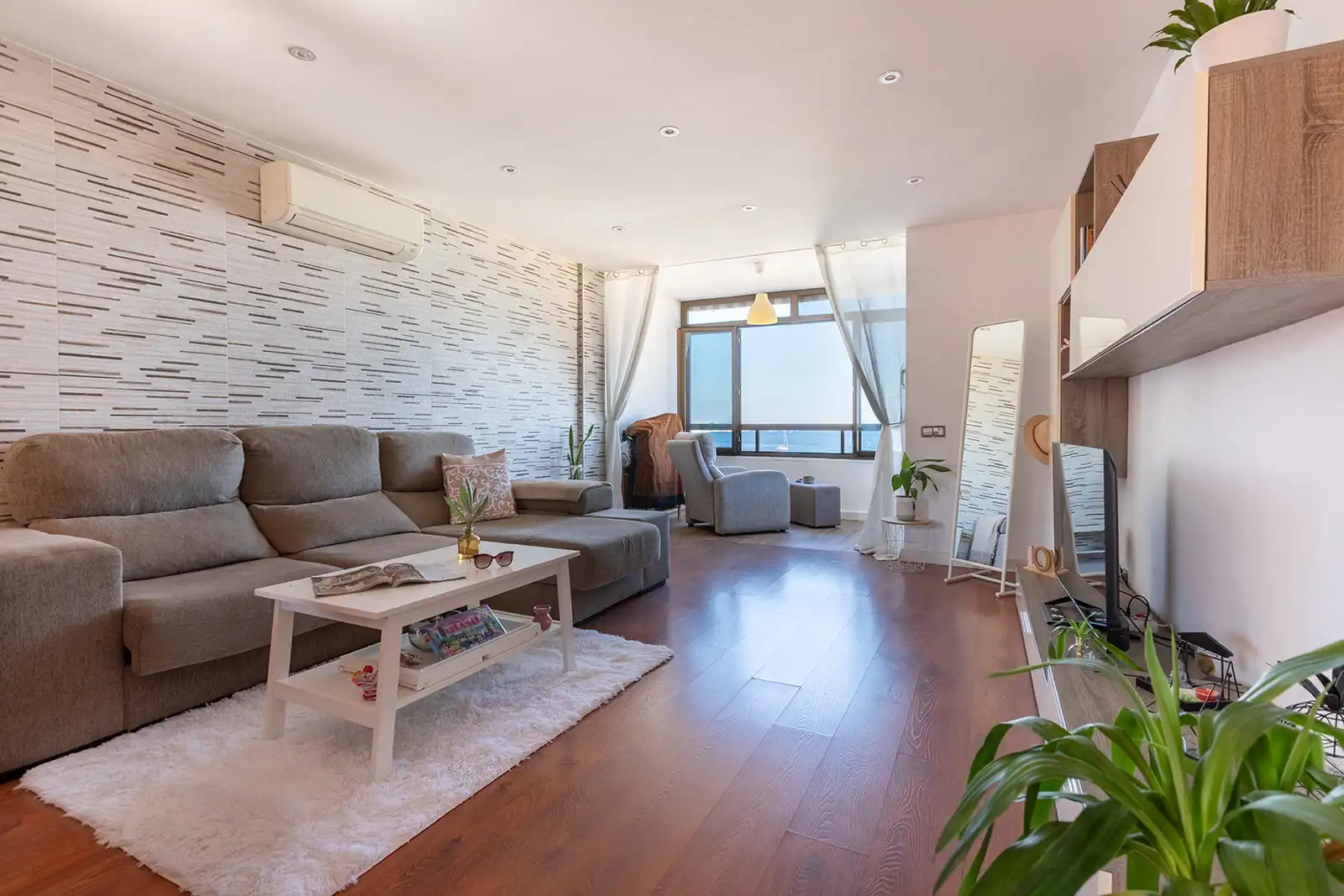 Sala d'estar de Apartament en venda en Calvià amb Aire condicionat, Moblat i Internet