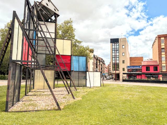 Oficina en Venta en Paseo de Zorrilla, 127 en La Rubia