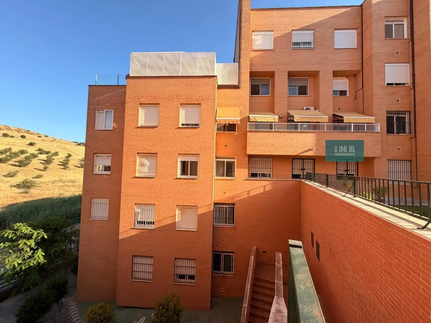 Vista exterior de Piso en venta en Camas con Piscina comunitaria