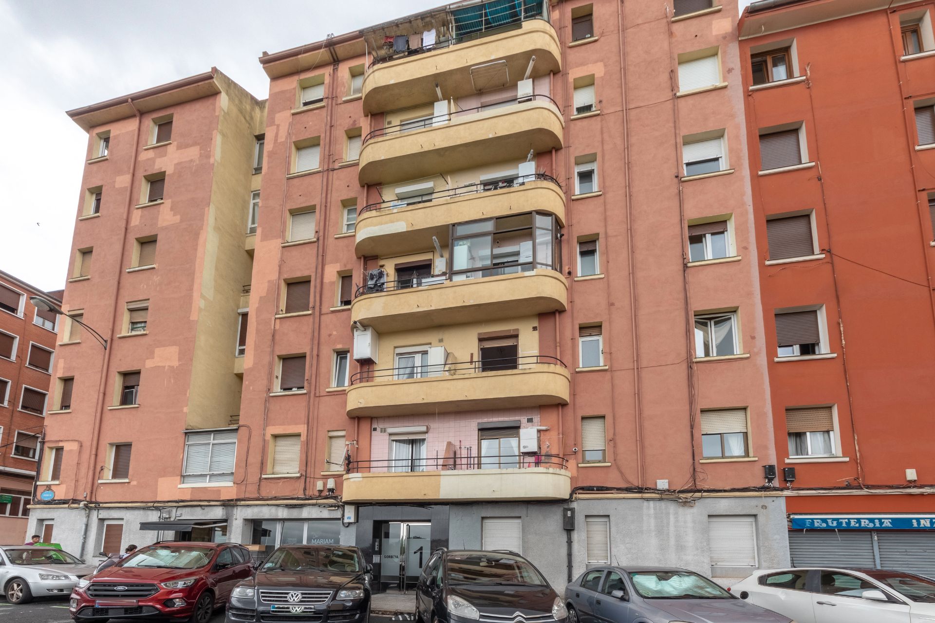 Exterior view of Flat for sale in Bilbao   with Heating, Parquet flooring and Furnished