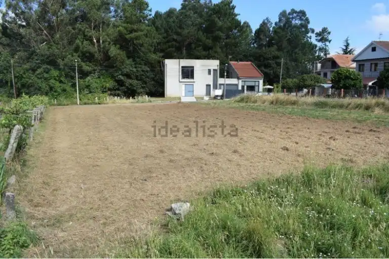 Residencial en venta en Beade 