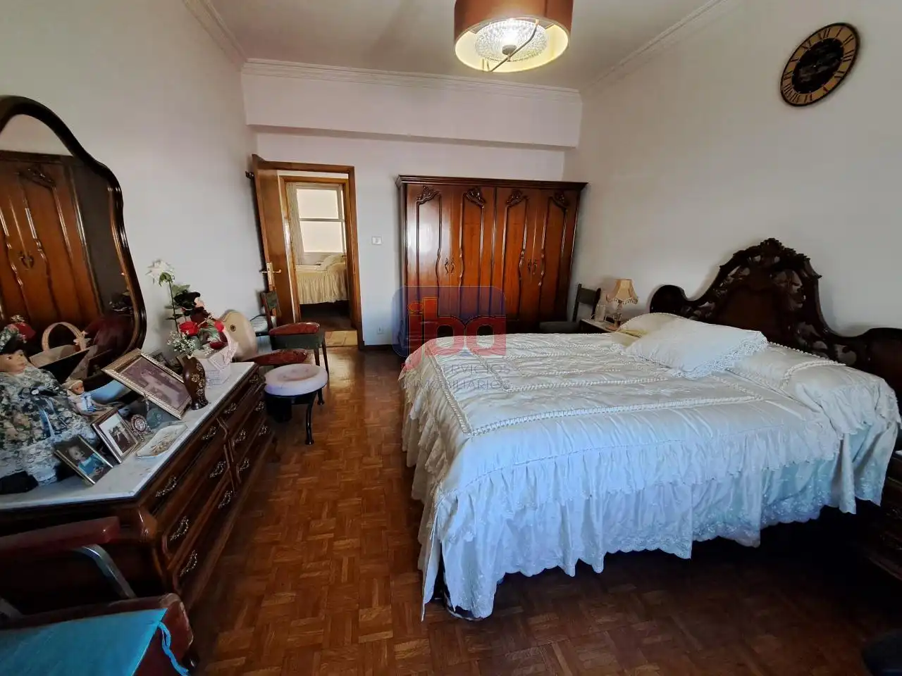 Dormitori de Pis en venda en Ourense Capital  amb Calefacció, Parquet i Terrassa