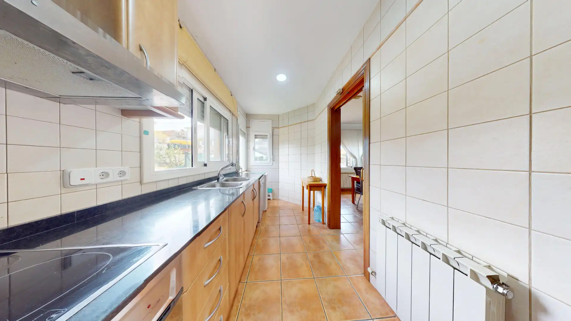 Cuina de Casa o xalet en venda en Lliçà d'Amunt amb Aire condicionat, Calefacció i Jardí privat