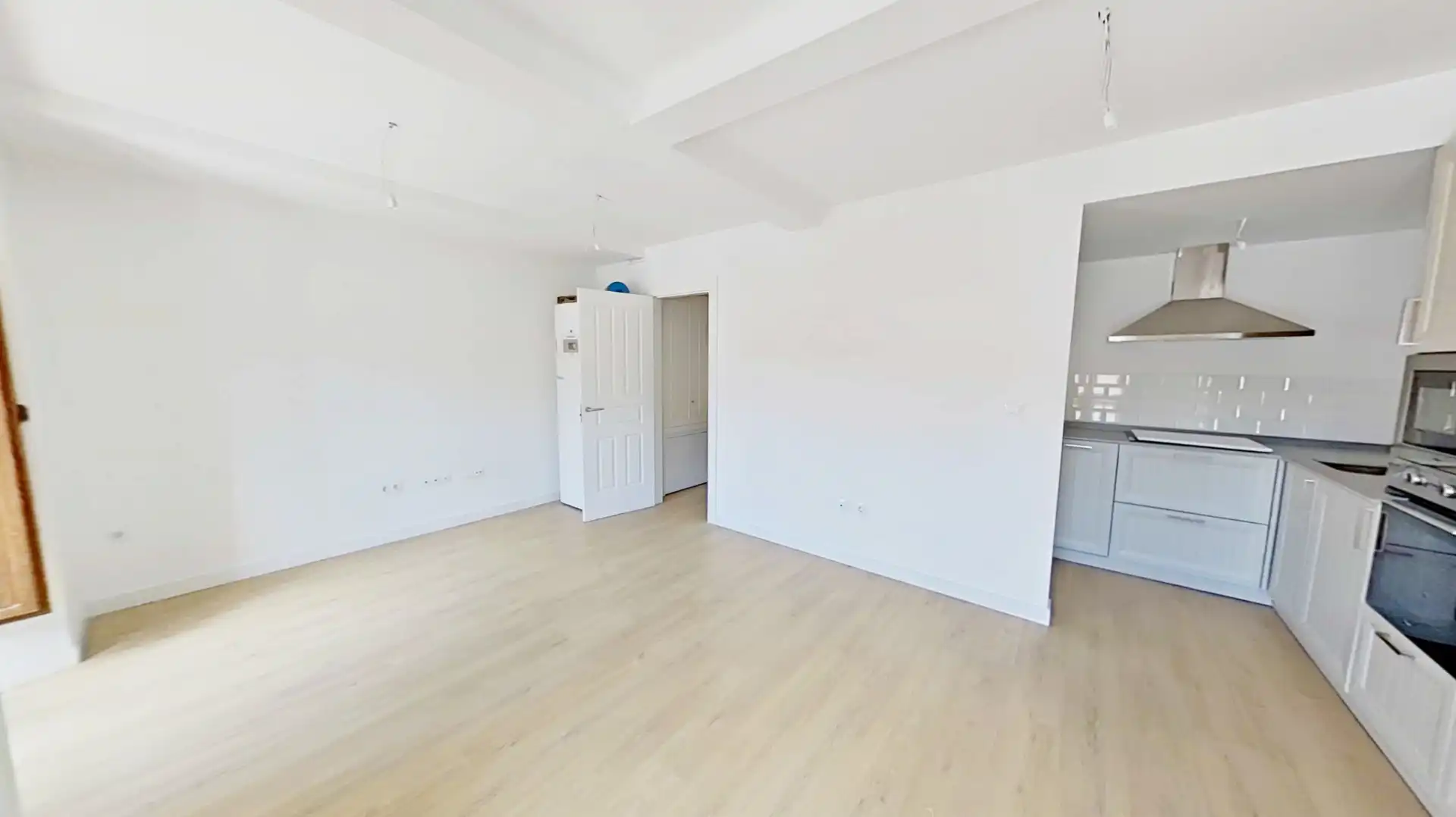 Piso de obra nueva con terraza en venta en Calle Cantabria 14