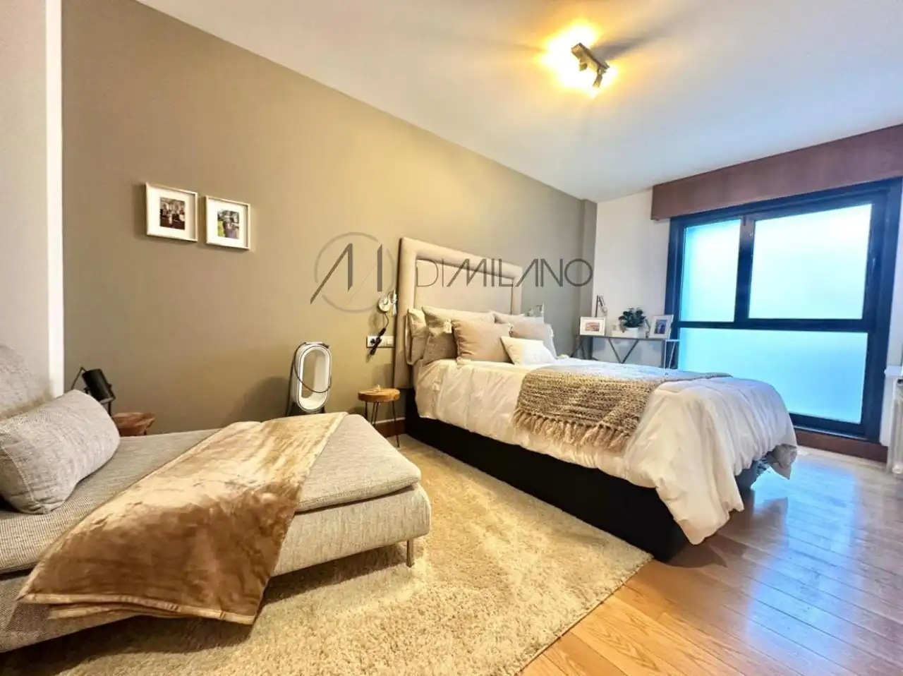 Bedroom of Flat for sale in Vigo   with Heating, Parquet flooring and Storage room