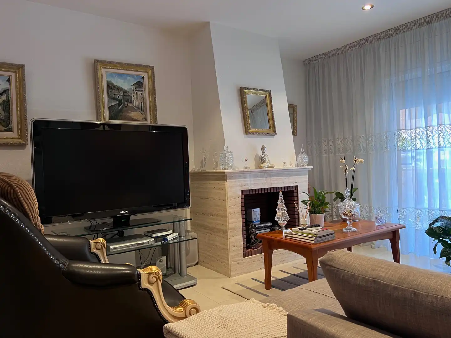 Sala de estar de Casa adosada en venta en Premià de Dalt con Aire acondicionado, Calefacción y Terraza