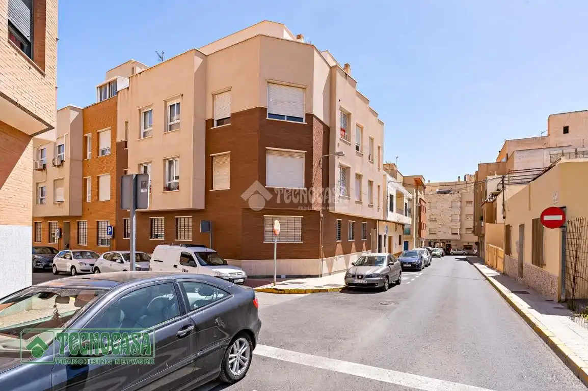 Vista exterior de Pis en venda en El Ejido