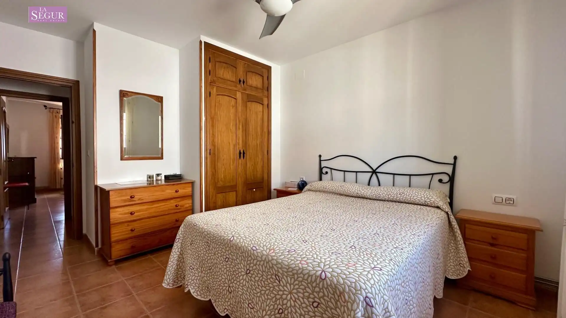 Dormitori de Casa o xalet en venda en Conil de la Frontera amb Jardí privat, Terrassa i Piscina