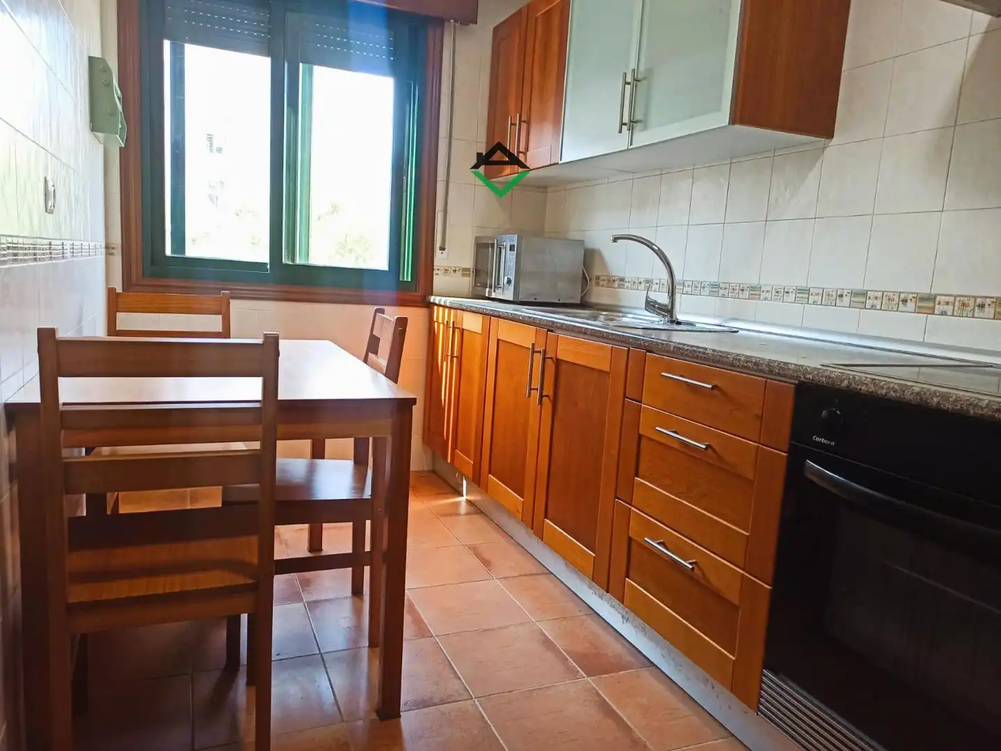 Piso con ascensor en venta en Darbo, imagen 2