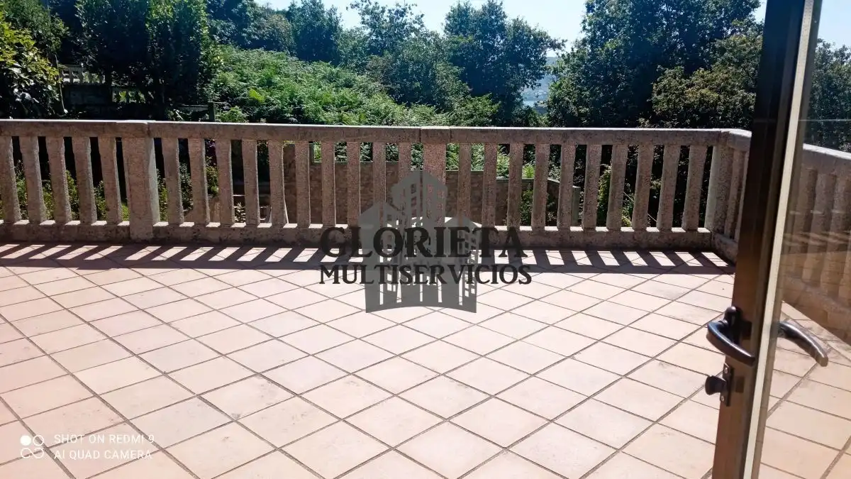 Terrassa de Casa o xalet en venda en Nigrán amb Calefacció, Parquet i Terrassa
