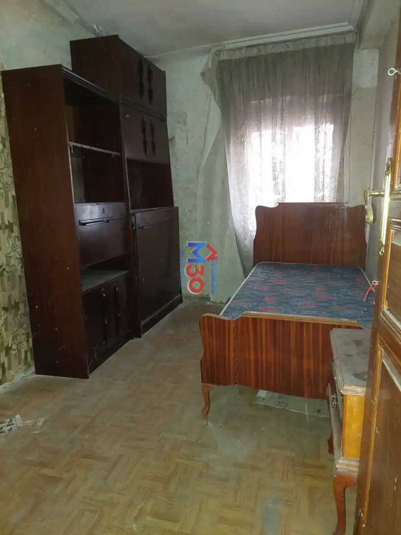 Bedroom of Flat for sale in Miranda de Ebro