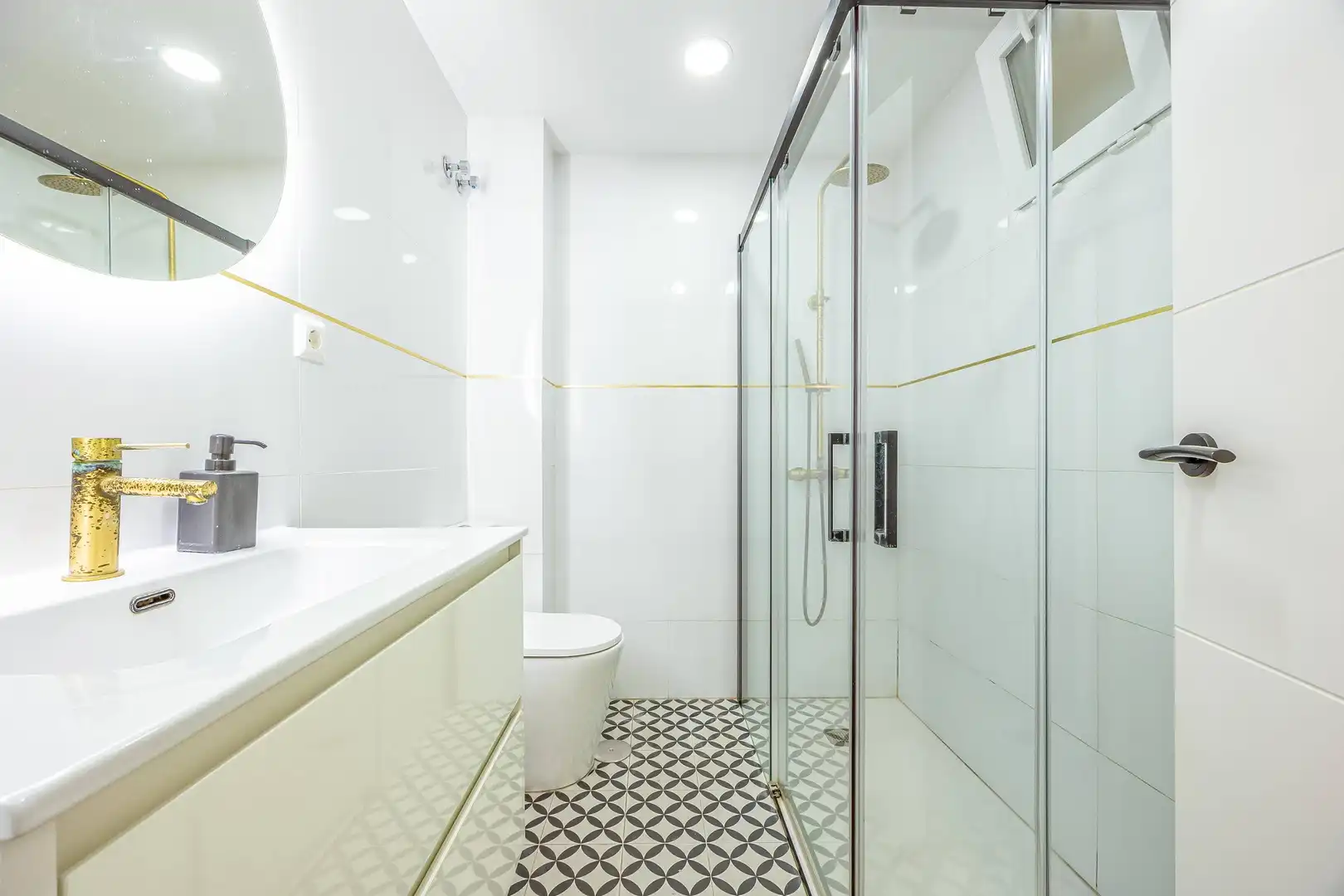 Bathroom of Flat for sale in Las Palmas de Gran Canaria  with Terrace