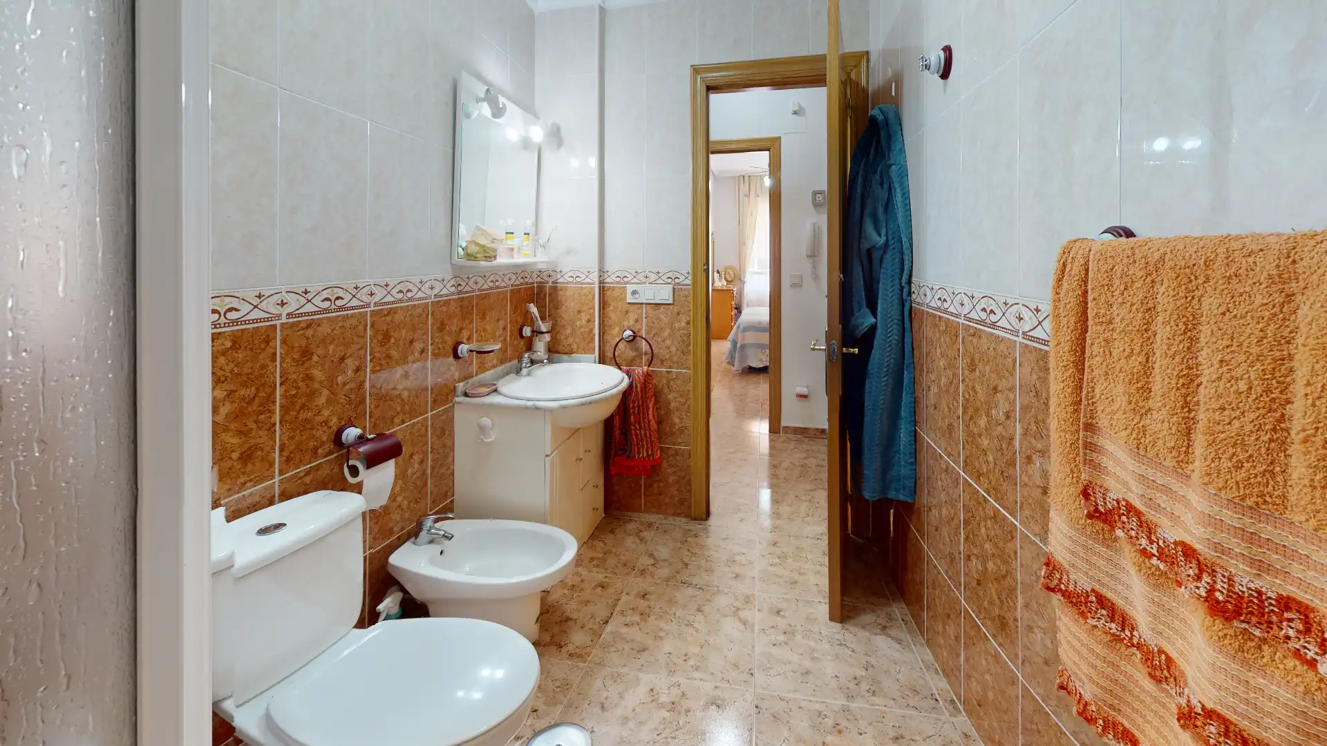 Baño de Piso en venta en Torrevieja con Aire acondicionado, Amueblado y Horno