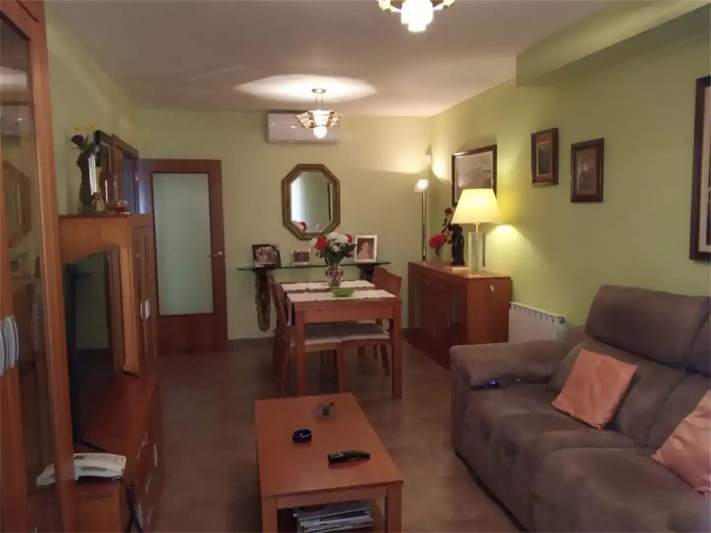 Sala d'estar de Casa adosada en venda en Alfara de Carles amb Aire condicionat i Forn