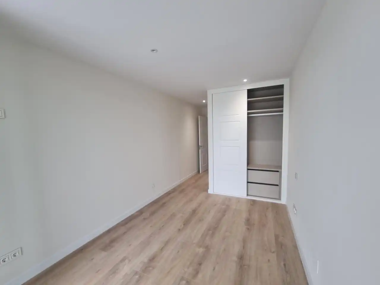 Planta baja de alquiler en Santander con Calefacción, Jardín privado y Parquet