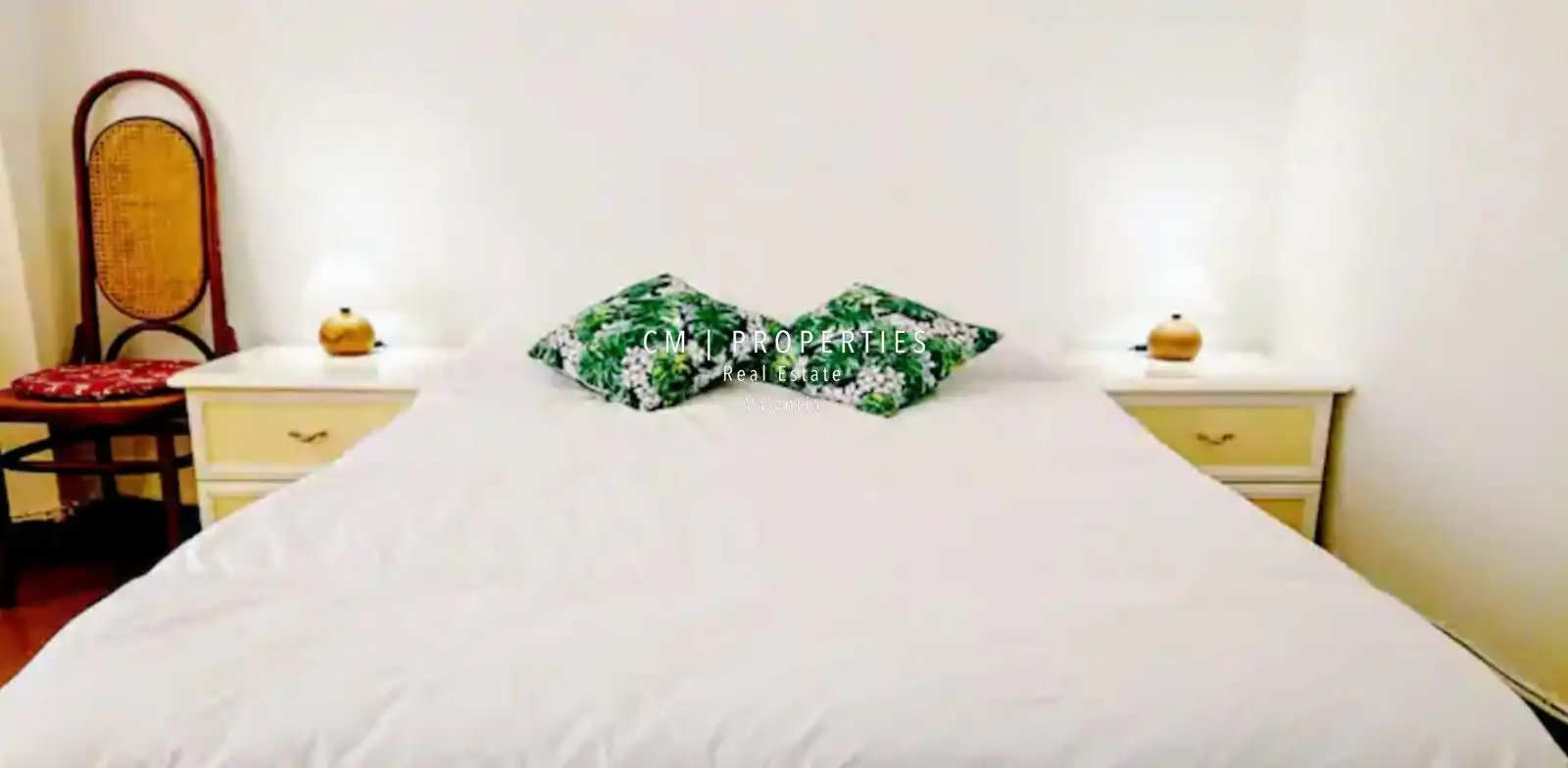 Bedroom of Flat for rent in Valencia  with Air Conditioner, Heating and Terrace