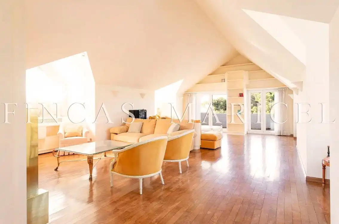 Casa o xalet en venda a Pintor Roig i soler, Can Girona - Terramar - Vinyet
