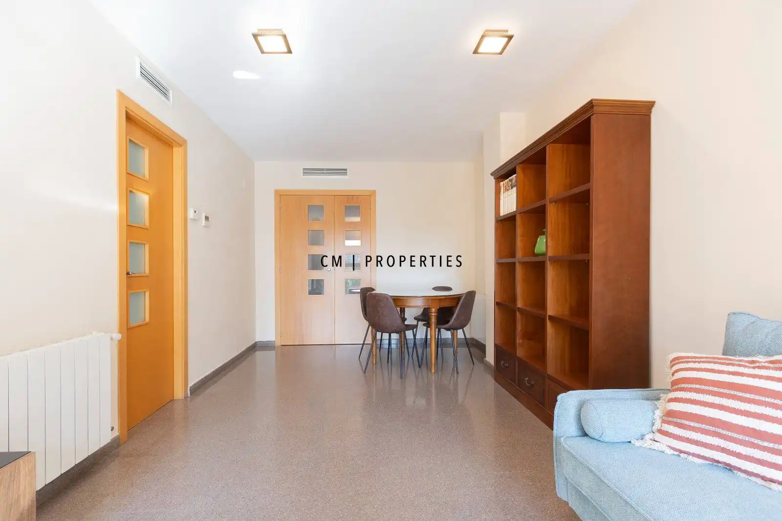 Außenansicht von Wohnung zur Miete in Valencia mit Klimaanlage, Heizung und Möbliert
