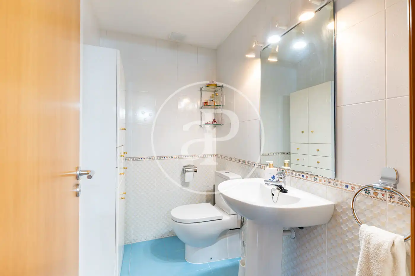 Bathroom of Duplexes for sale in Terrassa  with Heating and Terrace