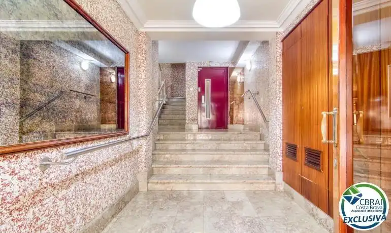 Apartments for sale in Roses  with Air Conditioner, Heating and Parquet flooring