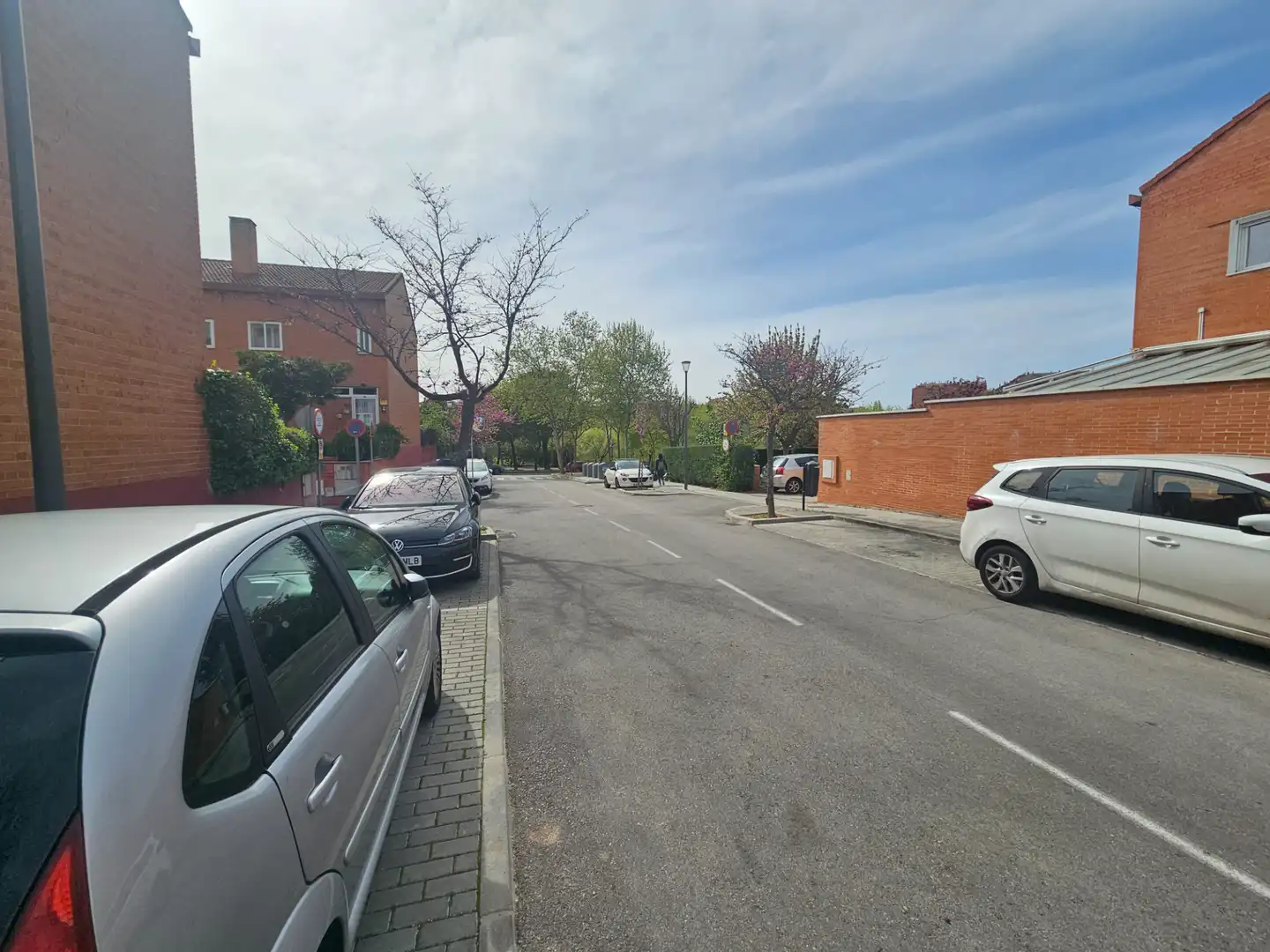 Parkplatz von Geschaftsraum zum Verkauf in Tres Cantos mit Möbliert und Alarm