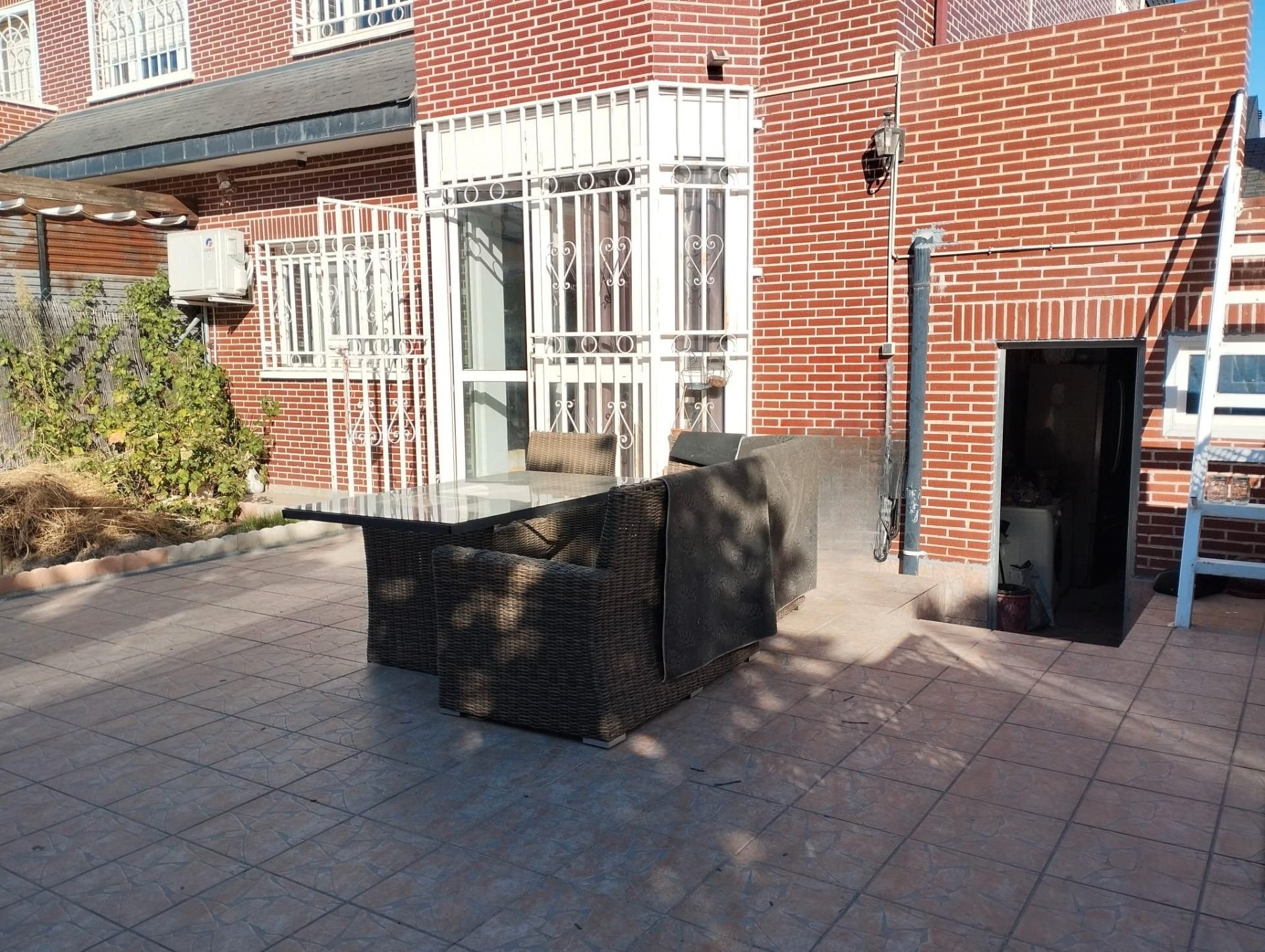 Terrace of Single-family semi-detached for sale in Rivas-Vaciamadrid  with Air Conditioner, Heating and Oven