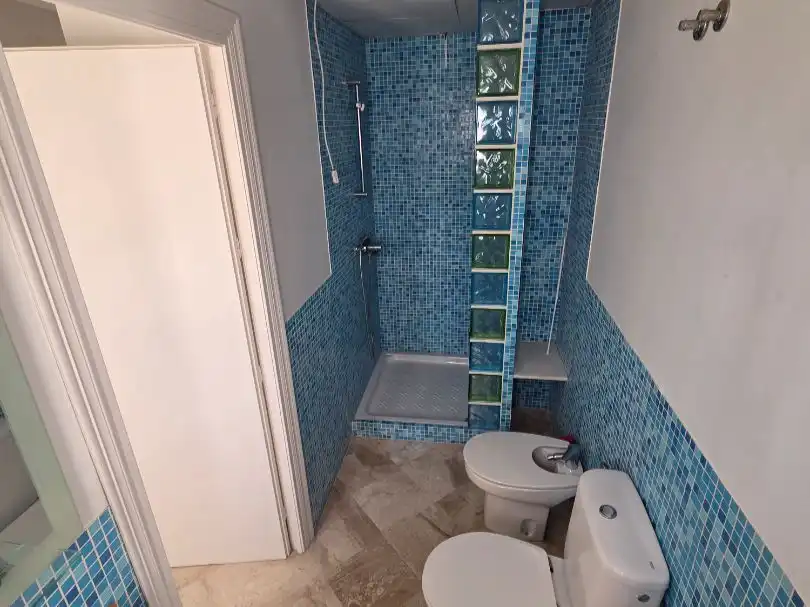 Bany de Oficina de lloguer en Huelva