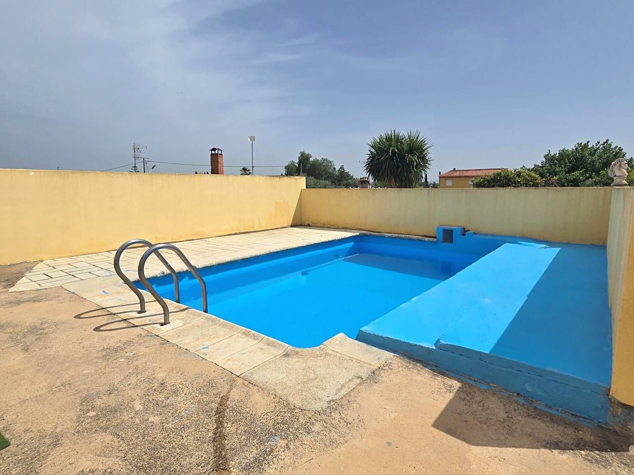 Swimming pool of House or chalet for sale in Manises  with Private garden, Terrace and Swimming Pool
