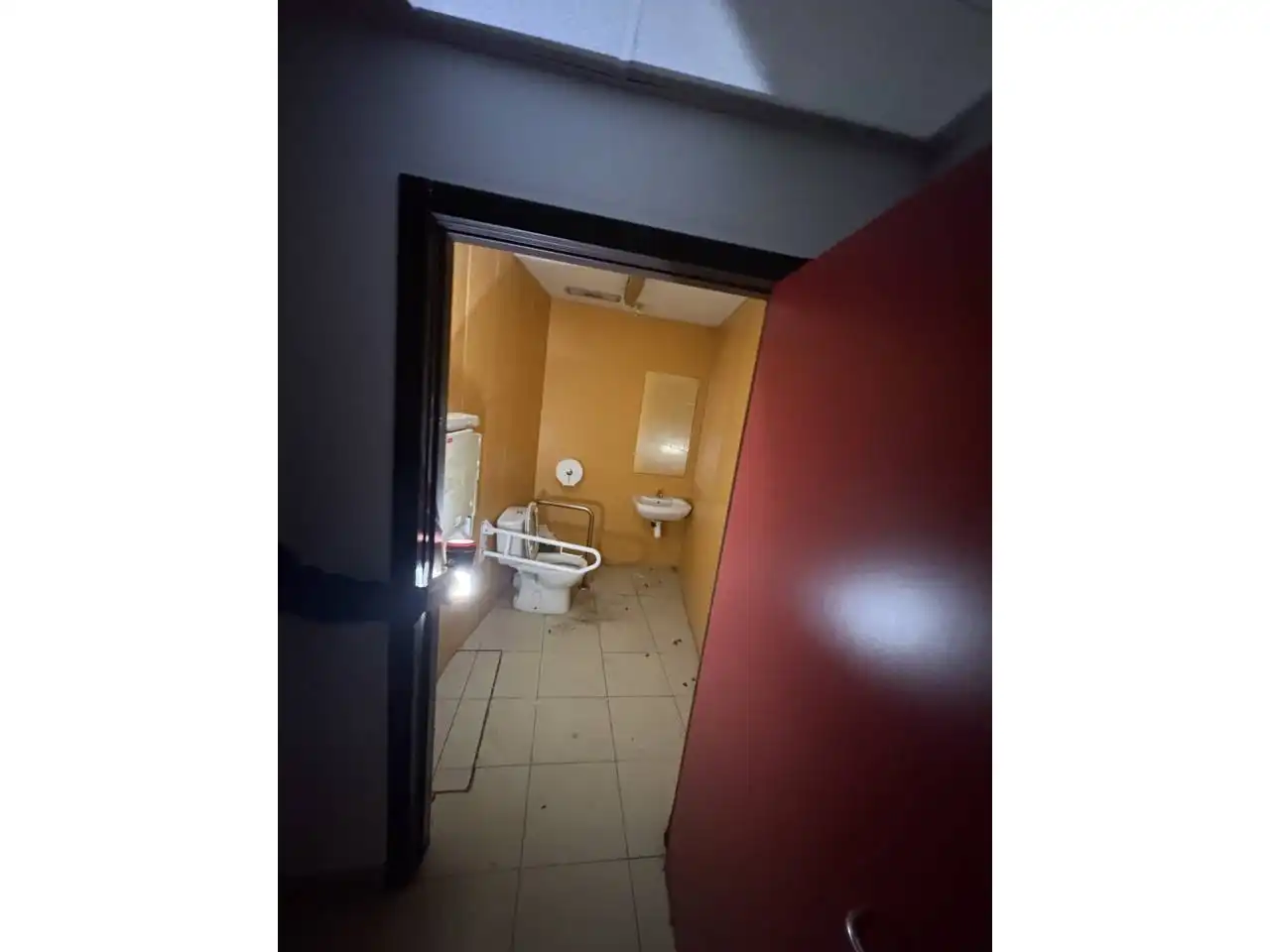 Local comercial de lloguer a Avenida Andalucía, imagen 24