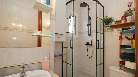 Photo 4 of Flat for sale in Carrer de Pere Pelegrí, Can Serra, L'Hospitalet de Llobregat