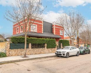 Exterior view of House or chalet for sale in Arroyomolinos (Madrid)  with Air Conditioner, Heating and Private garden