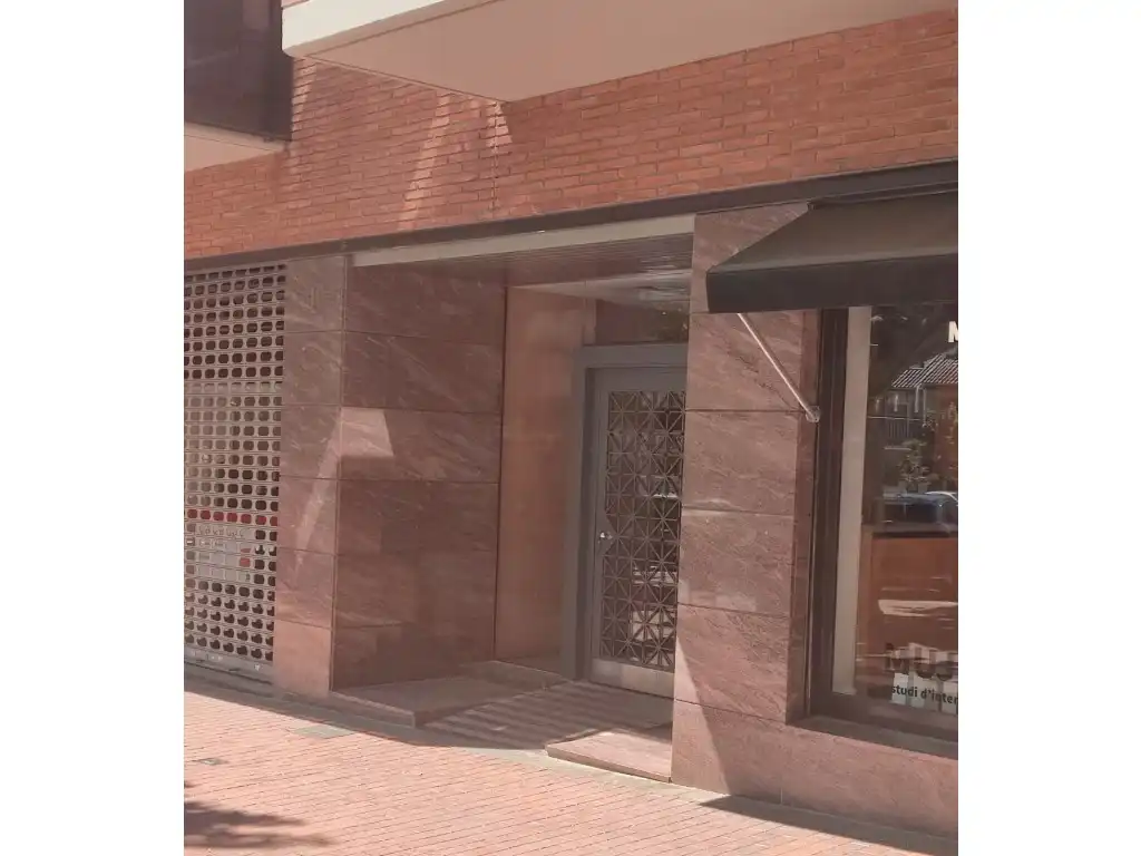 Flat with lift for sale in Calle Riera Del Pare Fita