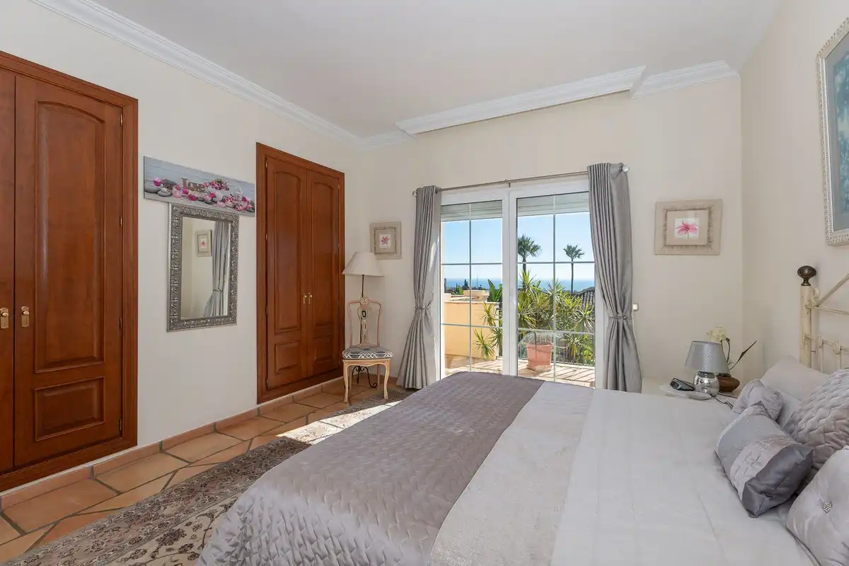 House with pool for sale in Elviria - Cabopino, imagen 17