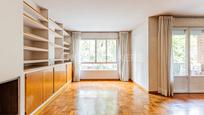 Exterior view of Apartment for sale in  Barcelona Capital  with Air Conditioner, Heating and Parquet flooring