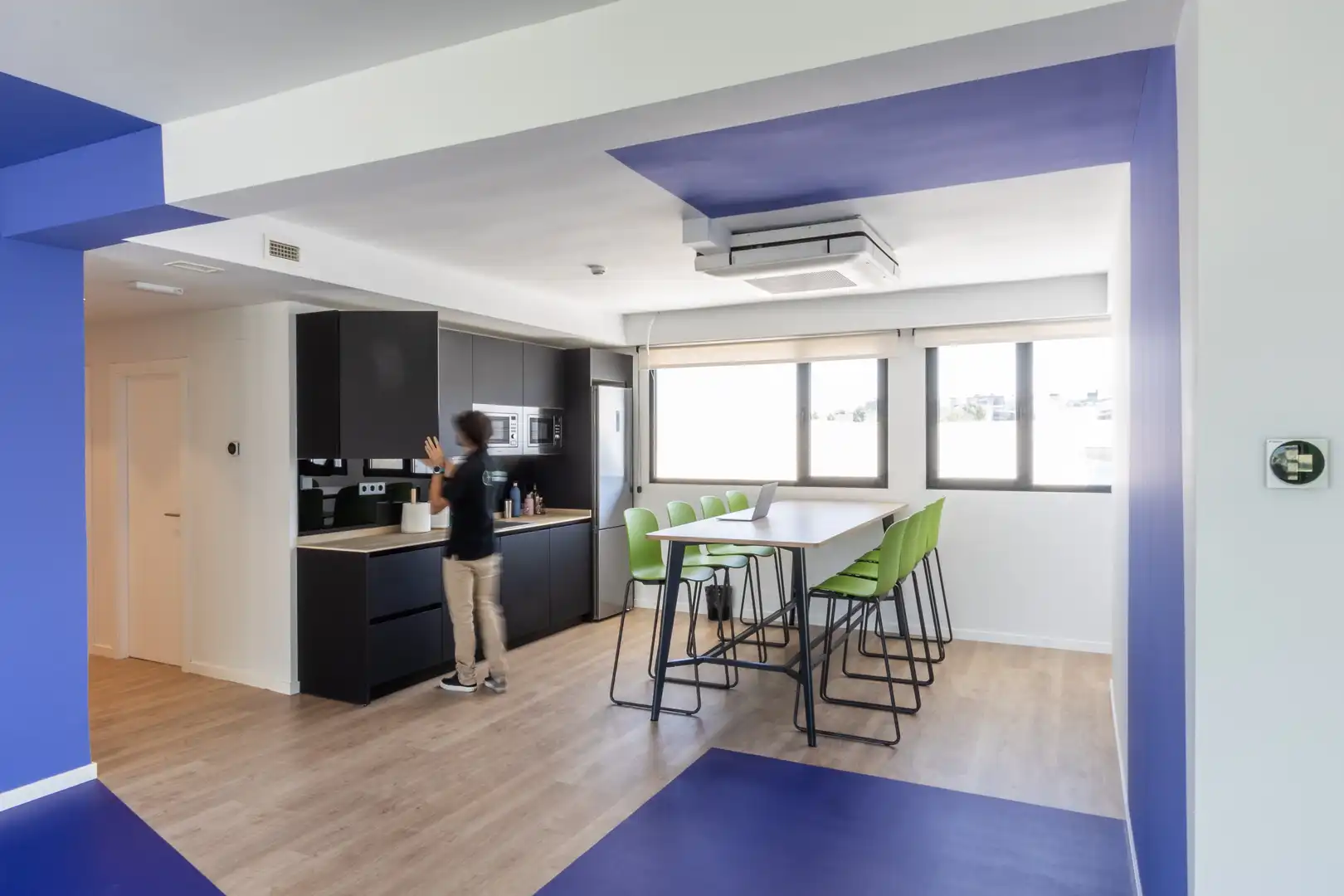Kitchen of Office for rent in Alcobendas  with Air Conditioner, Heating and Storage room