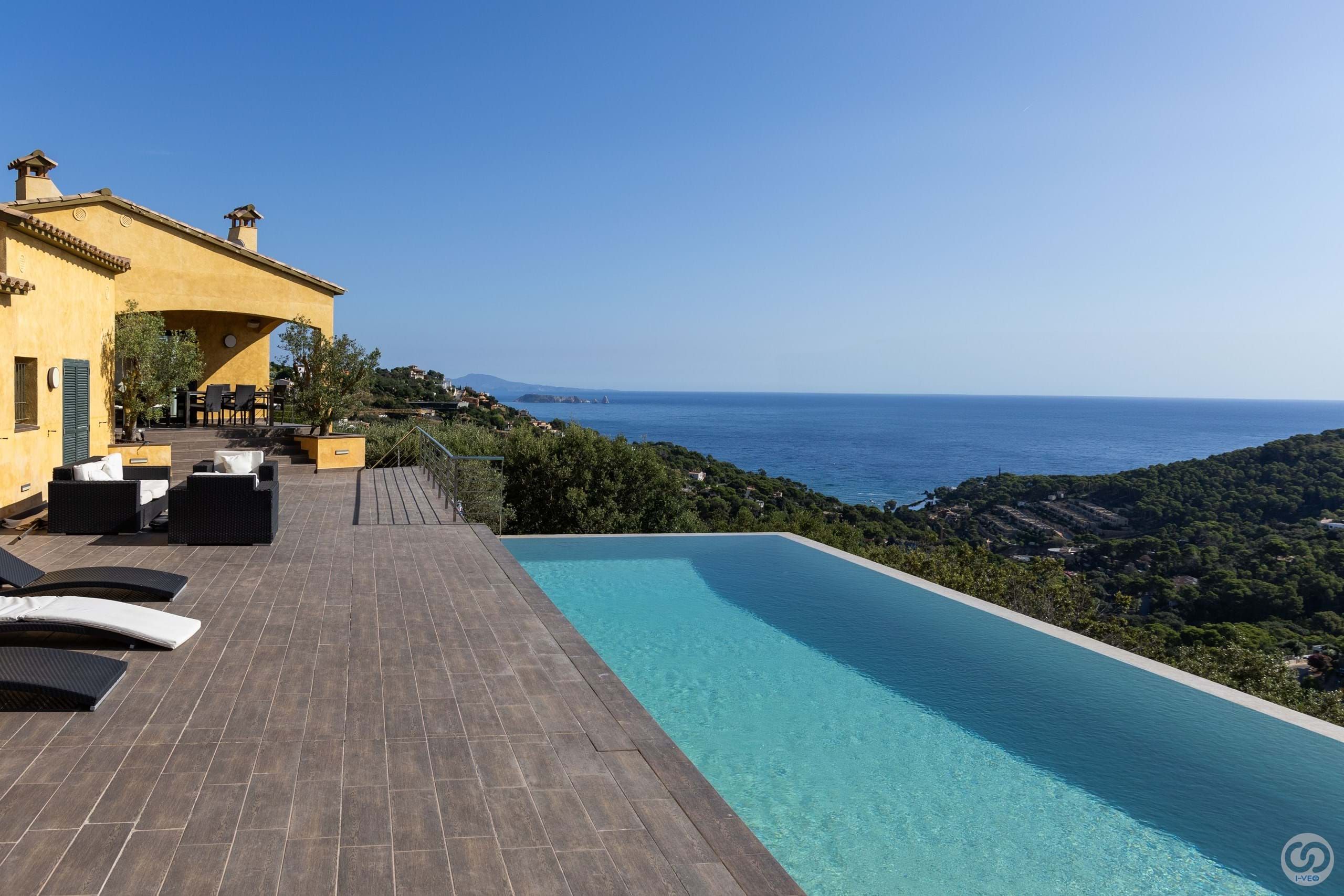 Swimming pool of Single-family semi-detached for sale in Begur  with Heating, Storage room and Swimming Pool