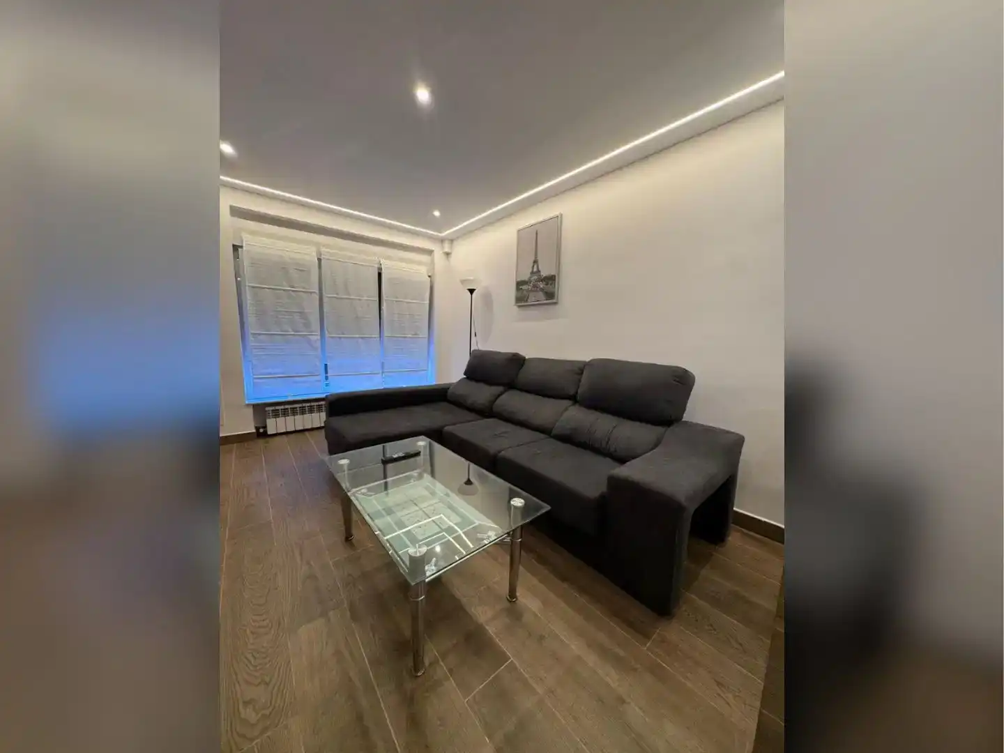 Sala d'estar de Pis per a compartir en Langreo amb Parquet i Moblat