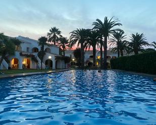 Piscina de Apartament de lloguer en Dénia amb Aire condicionat, Moblat i Forn