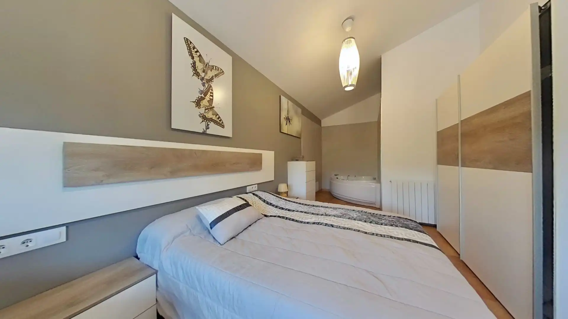Habitación de Casa o chalet en venta en Teruel con Calefacción, Jardín privado y Parquet