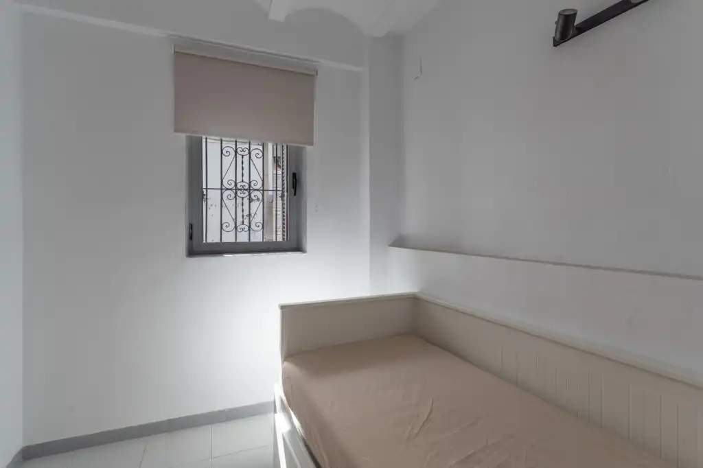Habitación de Casa adosada en venta en Oliva con Terraza y Trastero