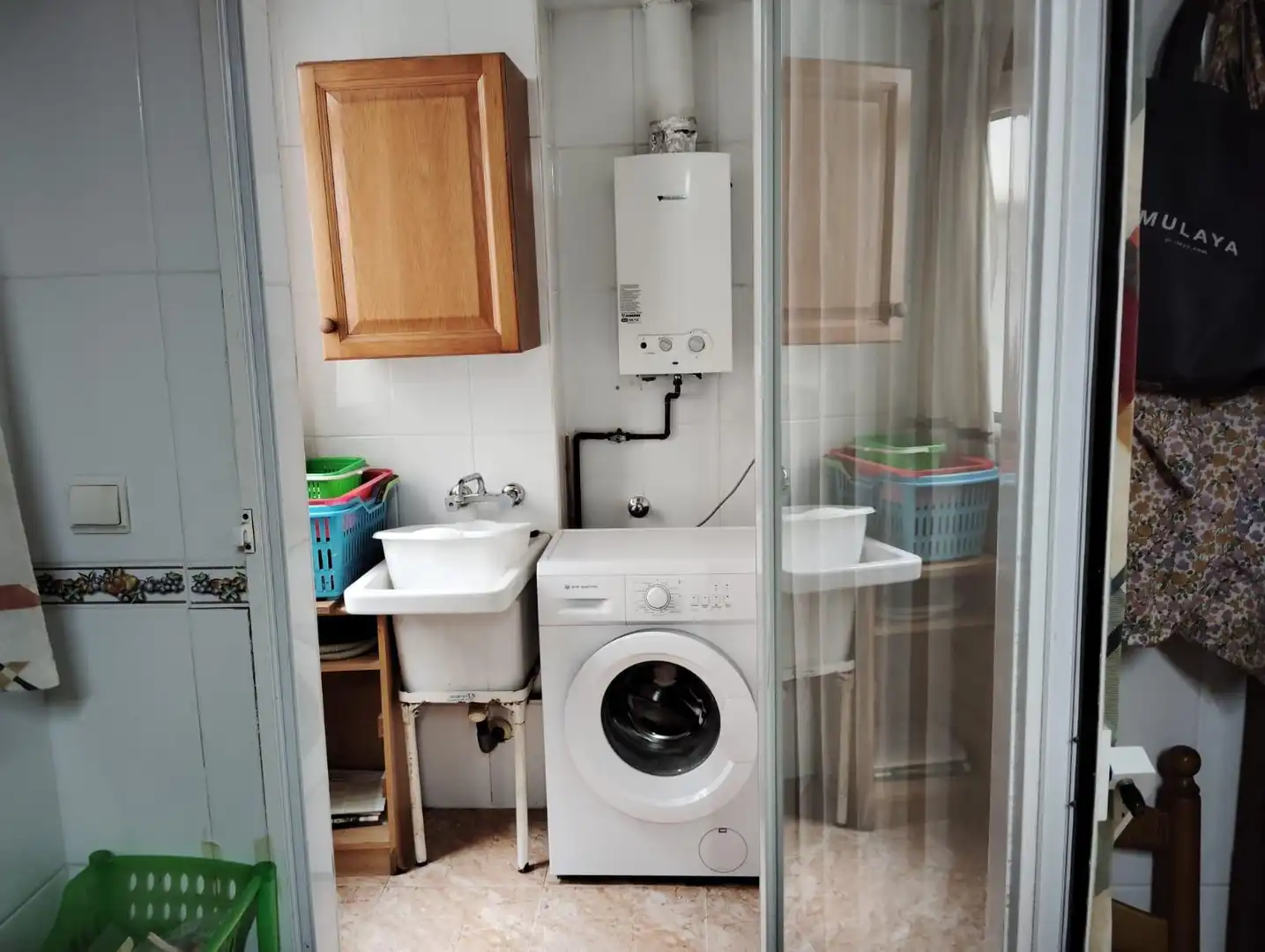 Baño de Piso en venta en Benetússer con Aire acondicionado, Amueblado y Balcón
