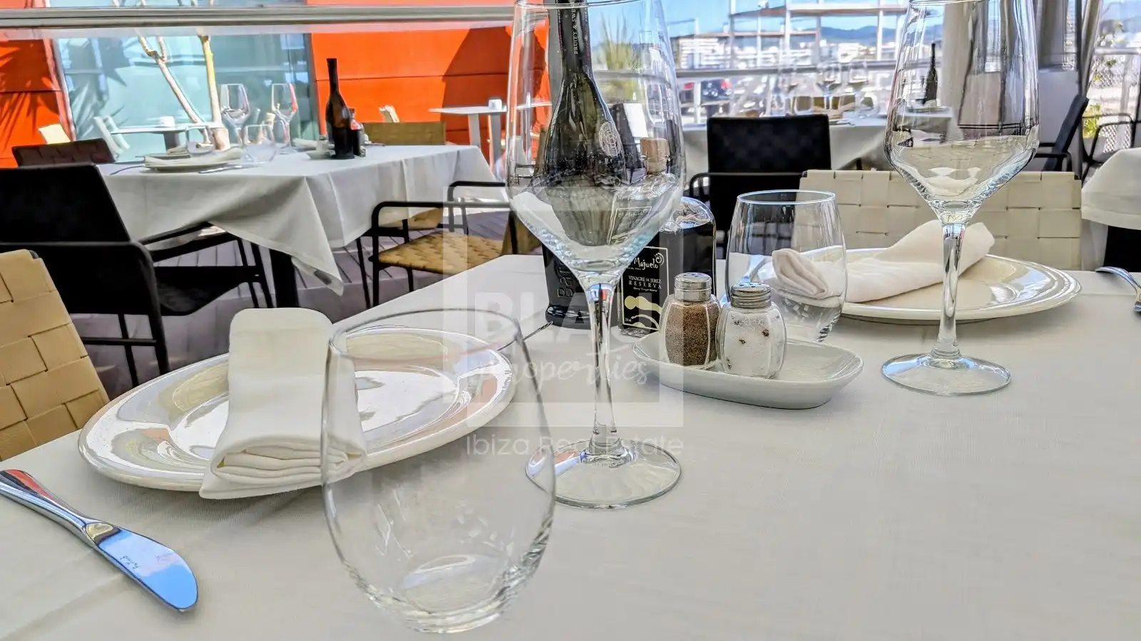 Geschaftsraum zur Miete in Sant Antoni de Portmany mit Klimaanlage, Terrasse und Möbliert