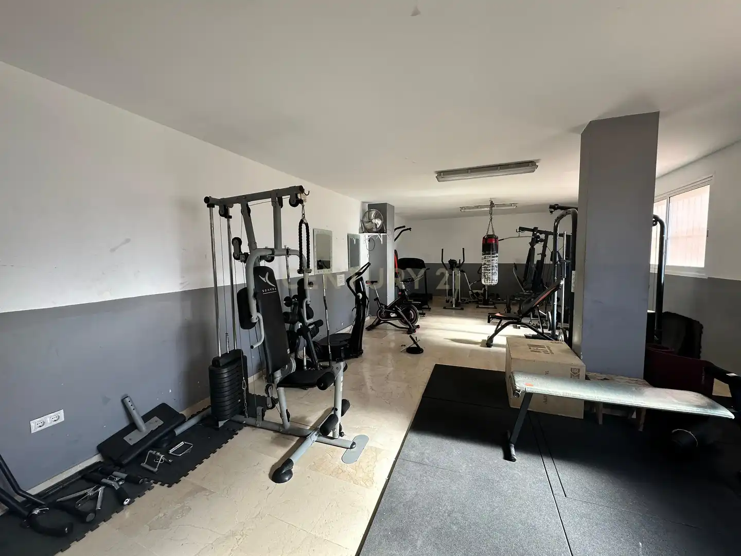 Apartments for sale in Fuengirola  with Air Conditioner, Private garden and Storage room