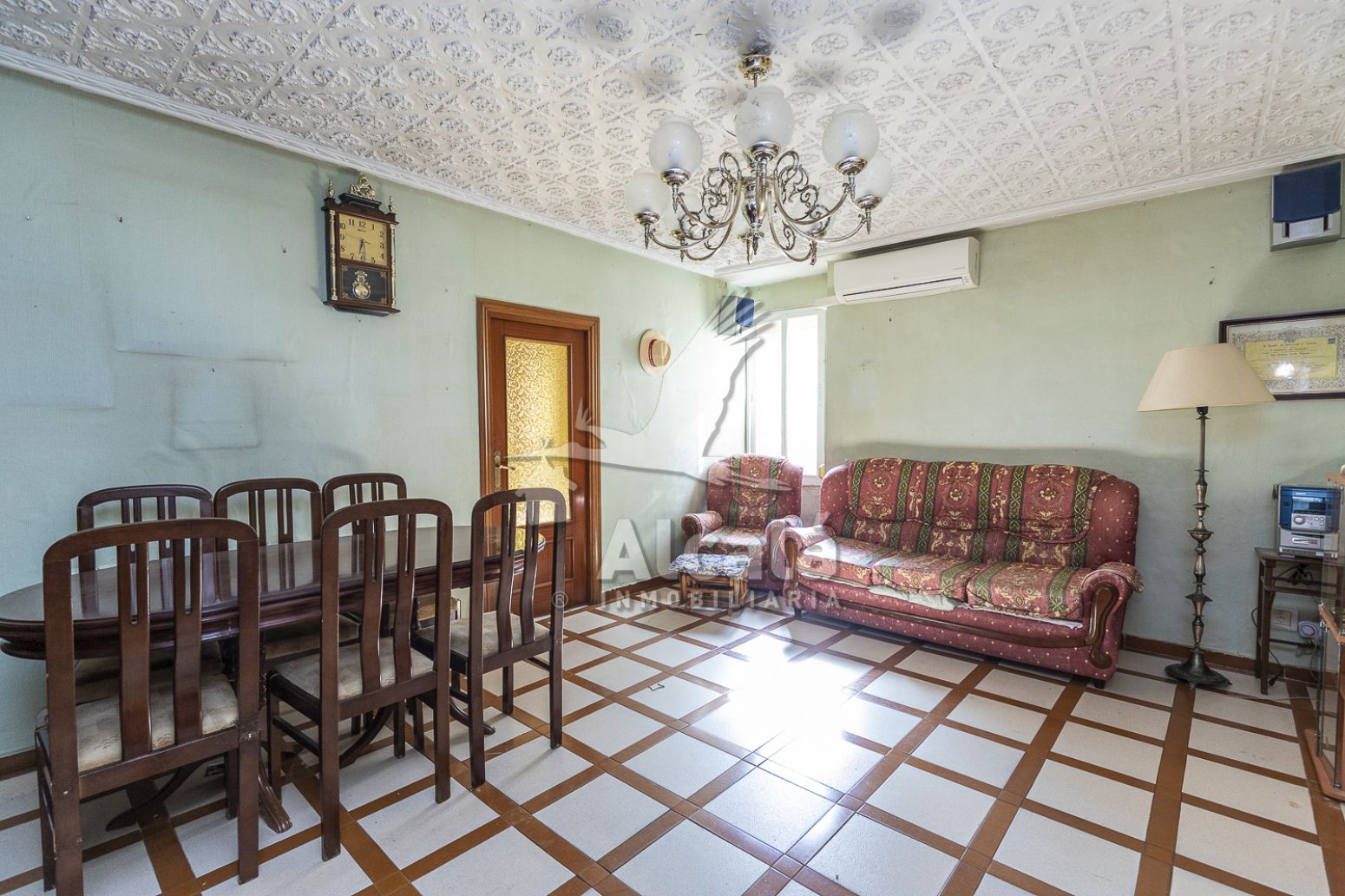 Living room of House or chalet for sale in Alcalá de Henares  with Heating, Storage room and Balcony