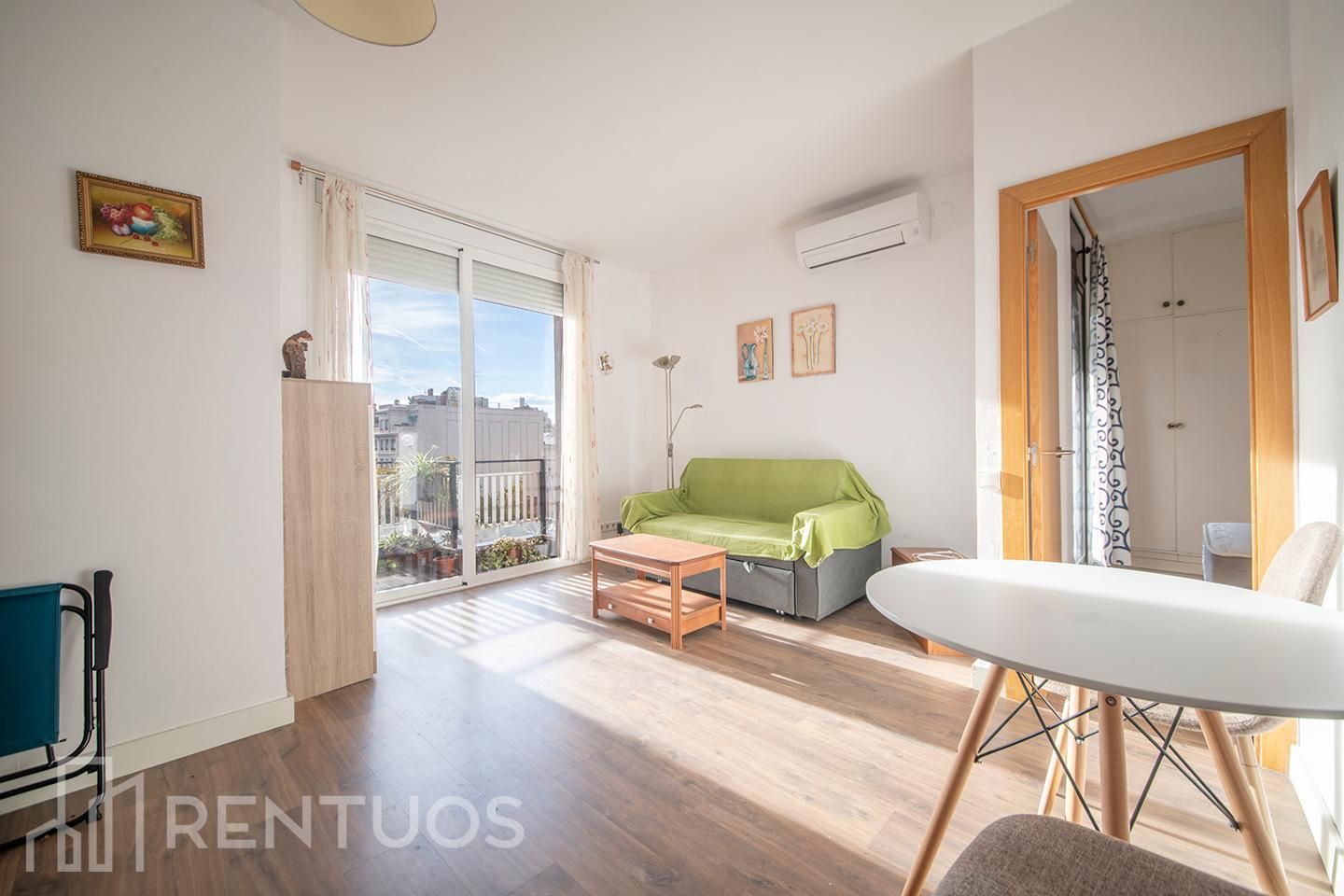 Dormitori de Pis de lloguer en  Barcelona Capital amb Aire condicionat, Parquet i Terrassa