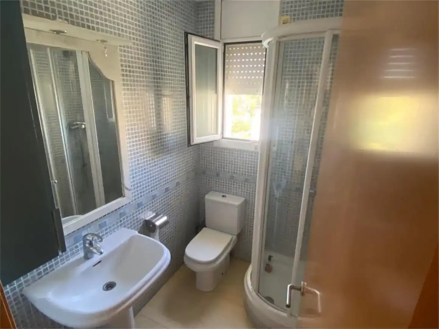 Bany de Casa o xalet en venda en Calafell amb Aire condicionat, Jardí privat i Parquet
