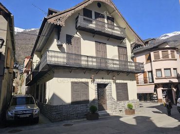 Haus zum Verkauf in Calle Piedat,De