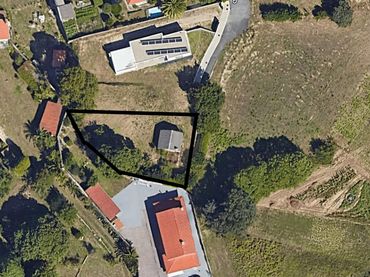 Terreno residencial en venta en A Zapateira