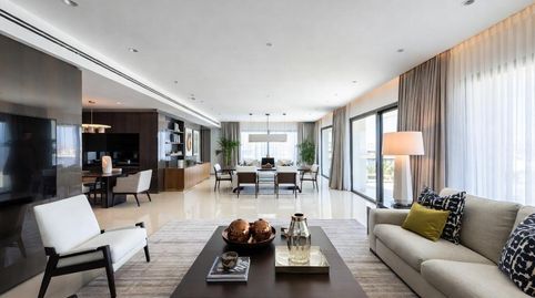 Photo 3 of Flat for sale in Los Pacos, Fuengirola