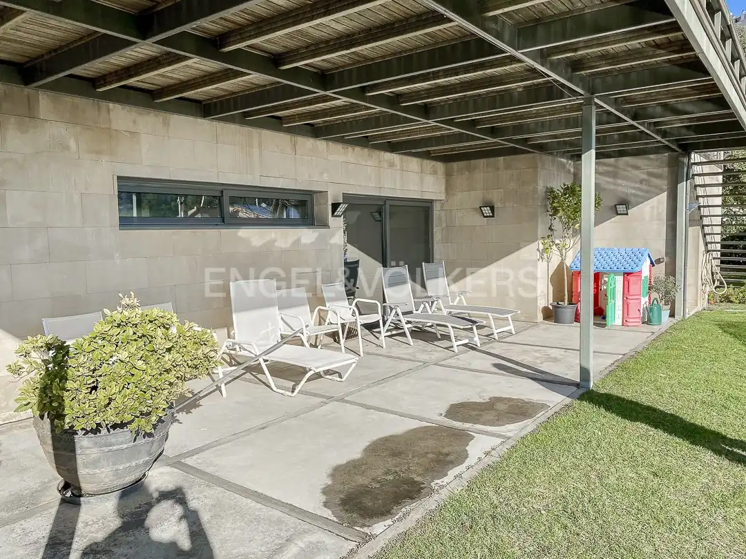 Terraza de Casa o chalet en venta en Barcelona con Calefacción, Jardín privado y Parquet